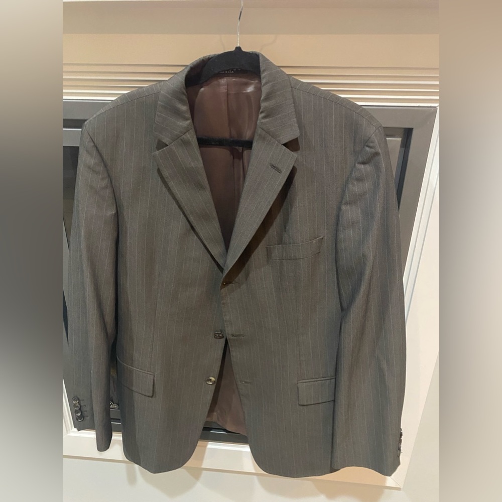 Men’s Wool Blend , Hugo Boss Brown Pinstripe Button Down Suit Jacket Sz - 42R